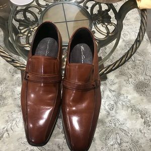 Leather shoes